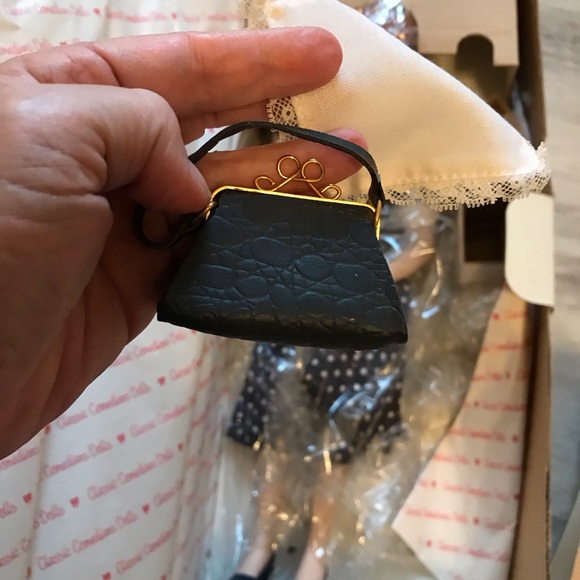 Classic Collectible Doll I Love Lucy new w/stand in original box - Picture 2 of 7